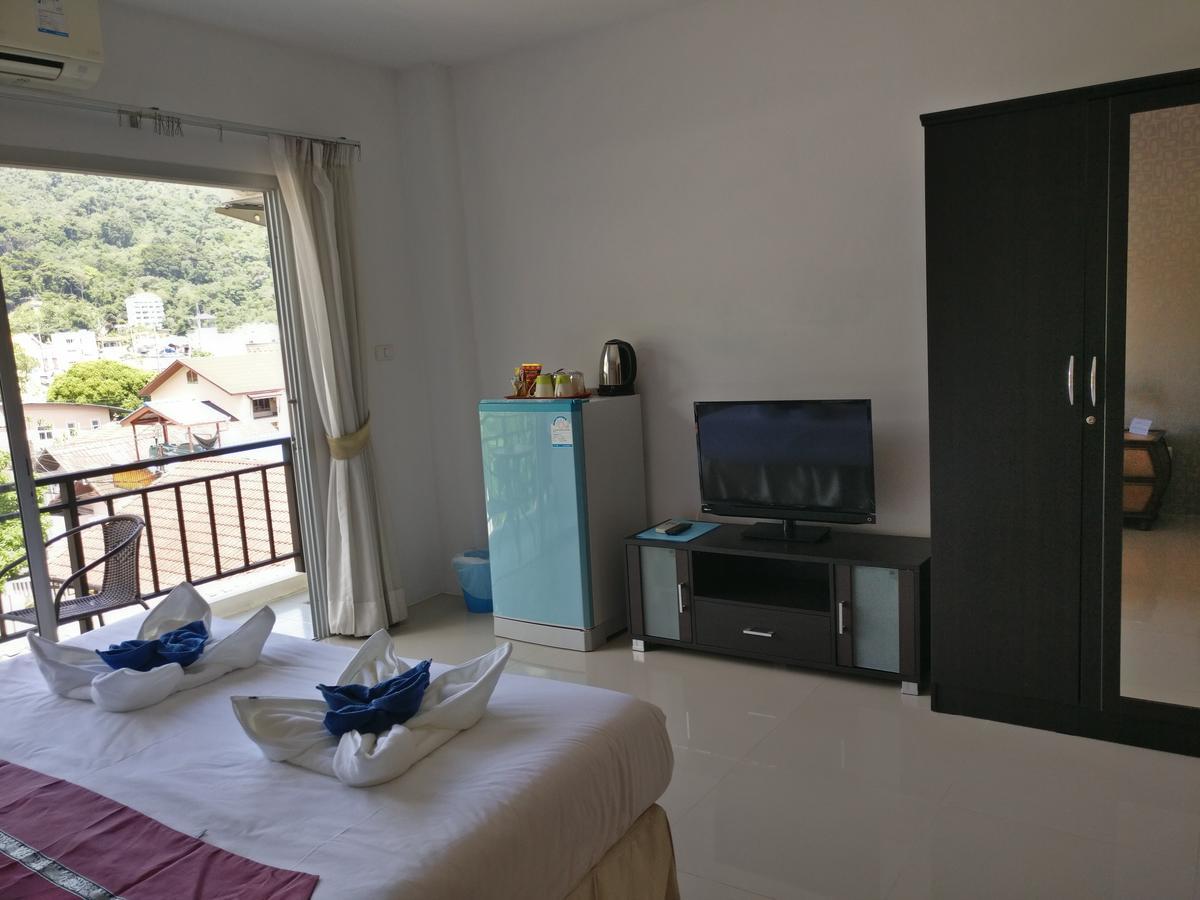 White Sky Boutique Hotel Patong Luaran gambar