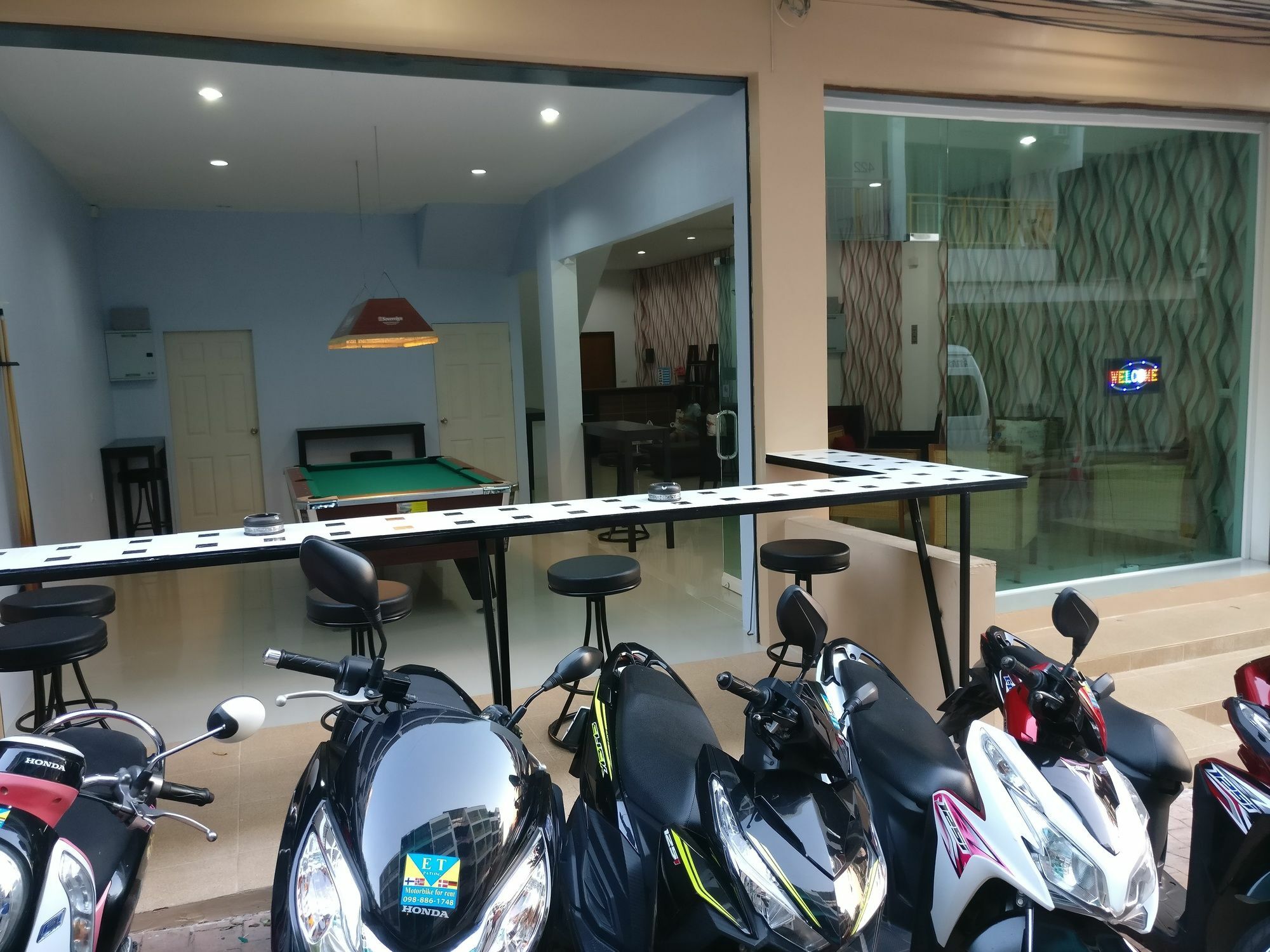 White Sky Boutique Hotel Patong Luaran gambar