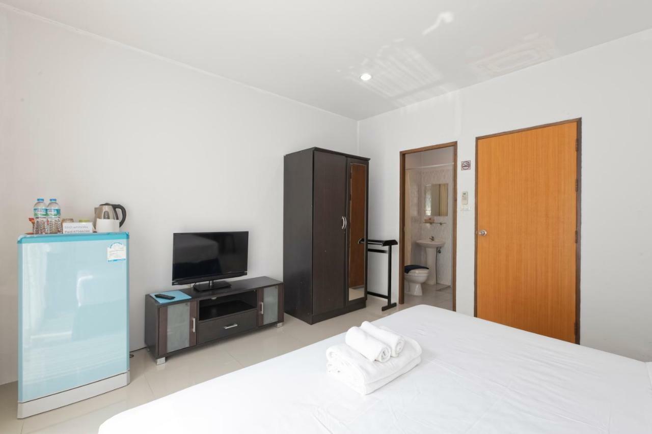 White Sky Boutique Hotel Patong Luaran gambar